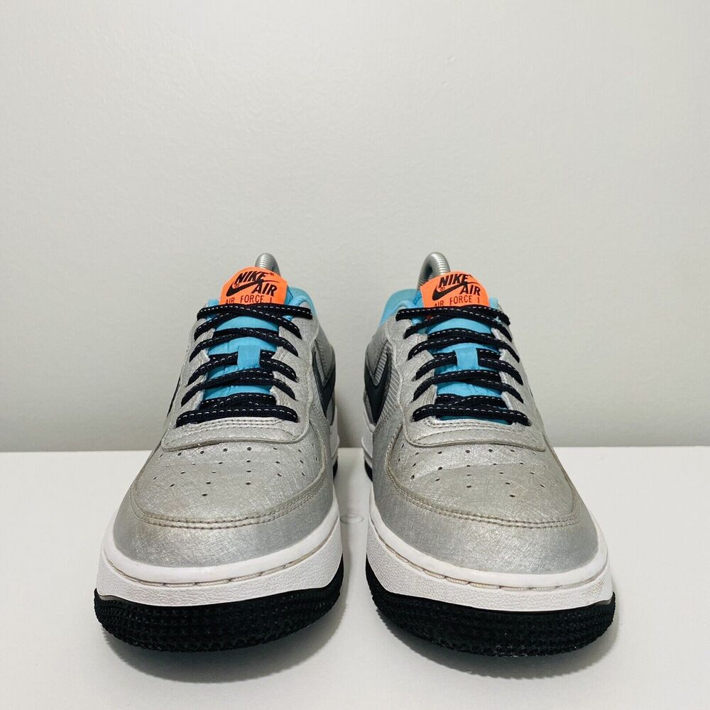 Nike Air Force 1 One Low Boys 6Y Shoes Silver Gray Space To Dream CW6011-001 - Picture 3 of 12